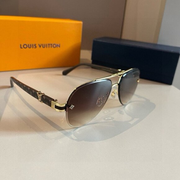 Louis Vuitton Gold Metal Frame Brown Sunglasses - Picture 1 of 7